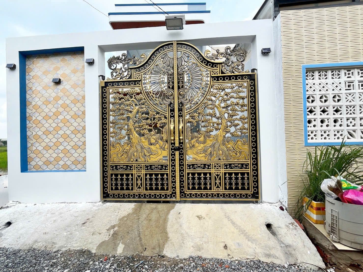 NHÀ MỚI SHR FULL THỔ CƯ ĐÃ HOÀN CÔNG DT: 5mx25m giá bán trực tiếp 2ty650🏡– NHÀ GẦN TỈNH LỘ 824 - 70m

📍 Vị trí đẹp – kết nối thuận tiện:
• Cách vòng xoay ngã 6 - 823D đúng 1.5km
• Cách trung tâm thị trấn Đức Hòa 2km
• 1 xẹt thẳng Tỉnh Lộ 824 chỉ 70m