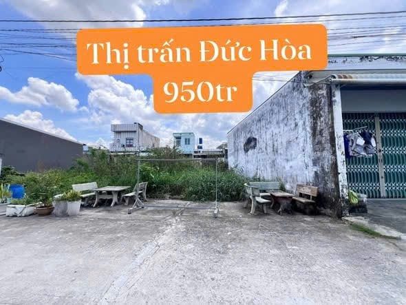 Bán đất 90m² full thổ cư ngang 5m giá 950 triệu tại Xã Đức Hòa