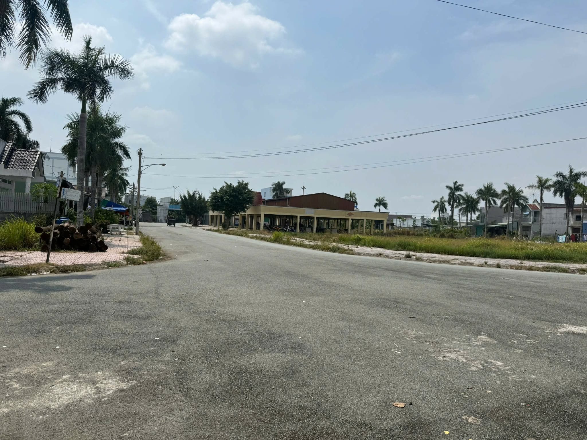 Bán đất 133m² full thổ cư ngang 8m giá 2.5 tỷ tại Xã Đức Hòa