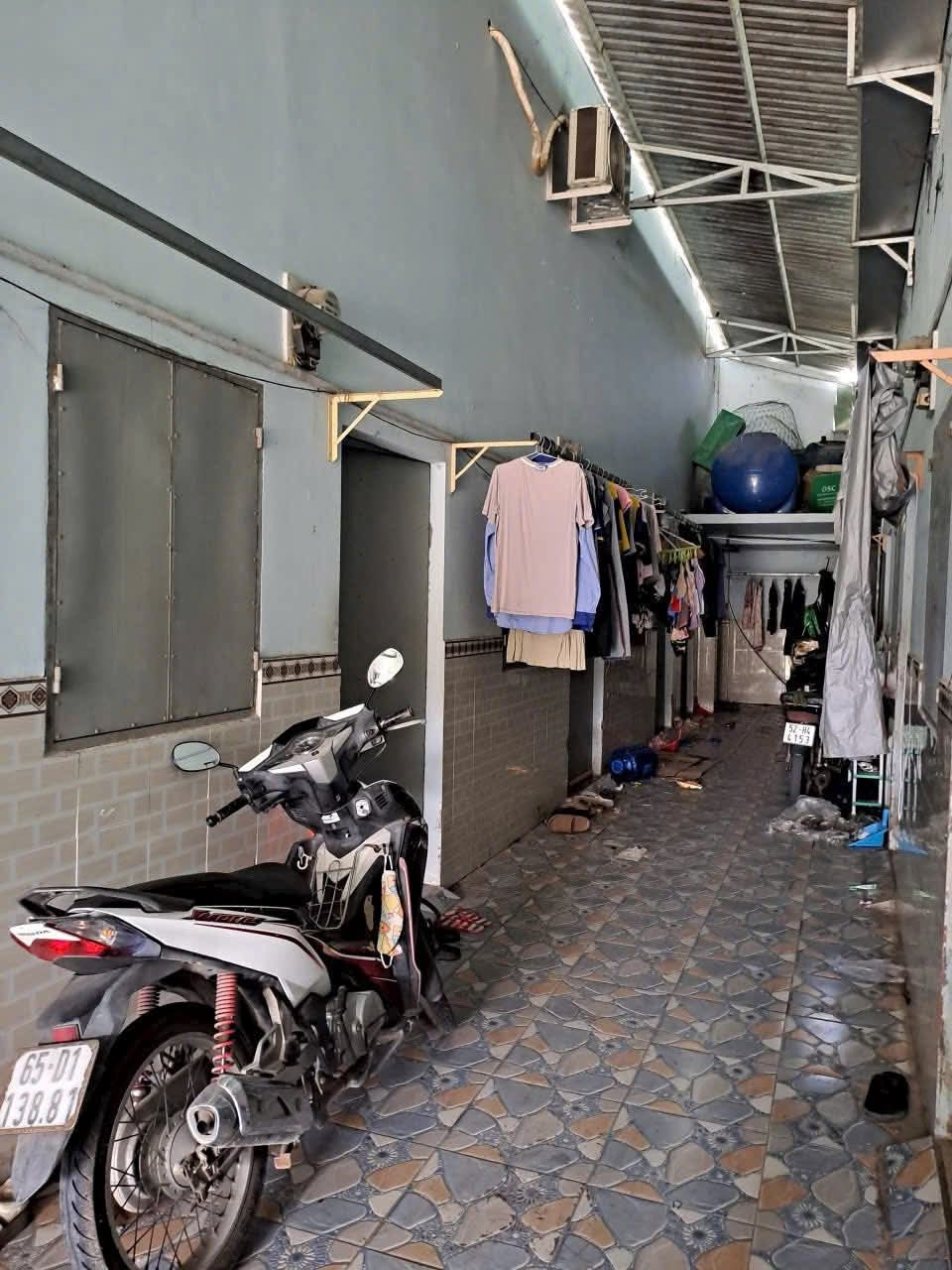 Bán nhà 220m² full thổ cư ngang 10m giá 3.5 tỷ tại Xã Đức Hòa