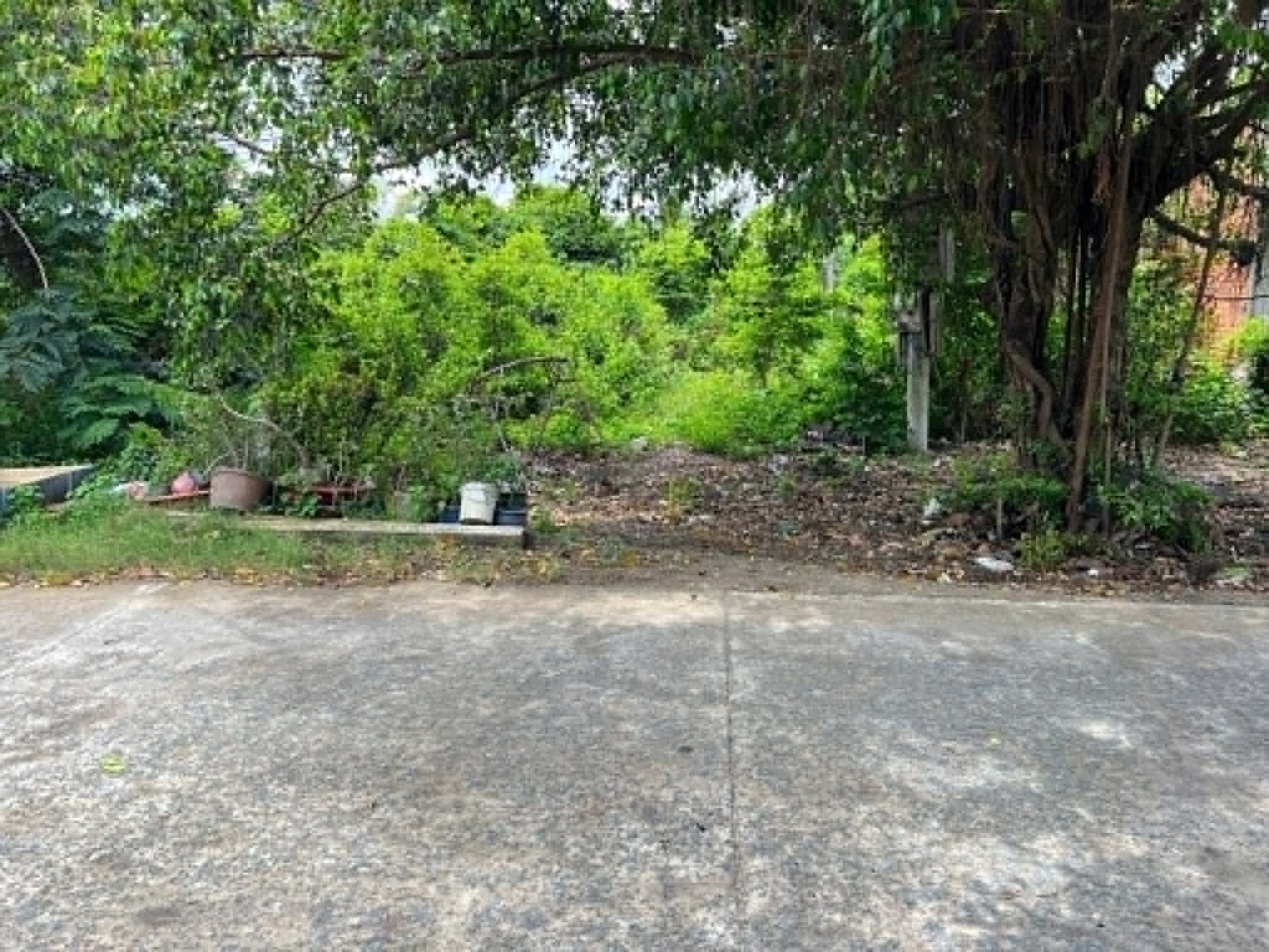 Chính chủ cần bán nền đất 5x27, 136m2, đường bê tông thông 5m, tại Ủy ban xã Đức Hòa Thượng giá 850 triệu