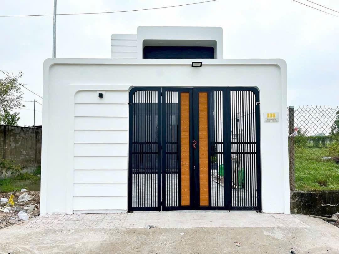 Bán nhà 125m² ngang 5m giá 1.95 tỷ Xã Đức Lập