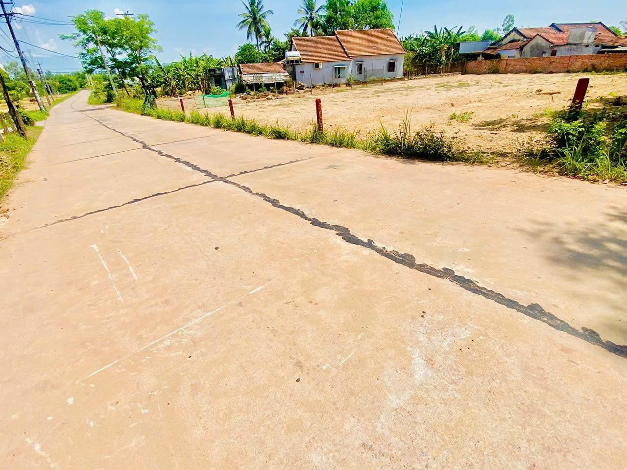 DUY XUYÊN - GẦN CẦU GIAO THUỶ. 155M2 - CHỈ 6XX TRIỆU. ĐƯỜNG R6M
