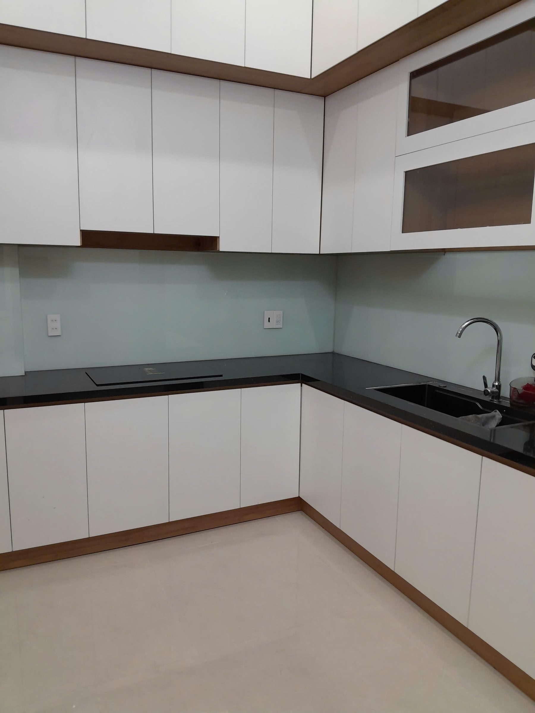 Bán nhà mới pull nội thất hẻm YWANG 
Diện tích 100m2 giá 3ty350