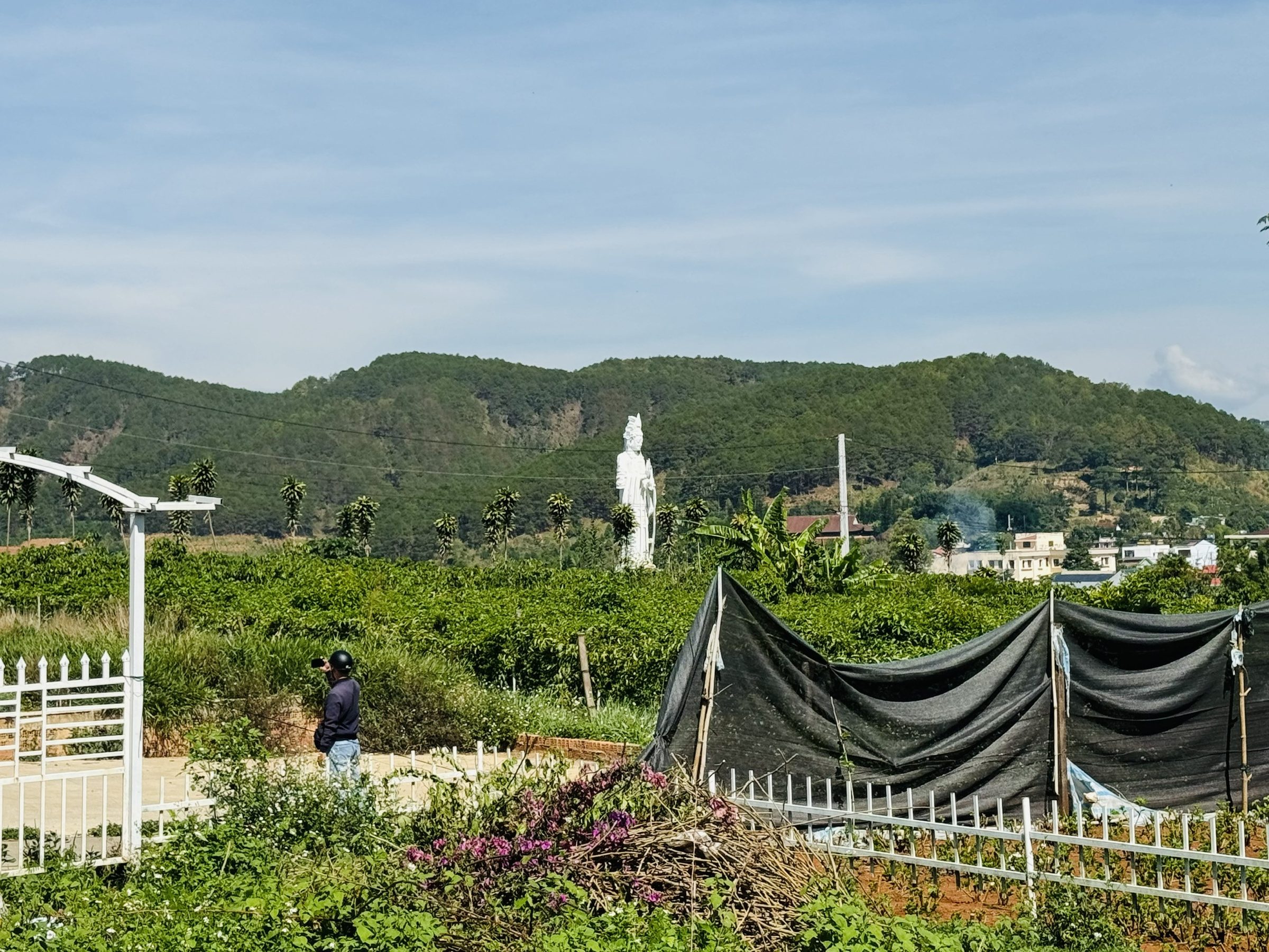 Đất View Trực diện về hướng Mẹ Quan Âm ngay trung tâm thị trấn Nam Ban. GIá 1.45 tỷ