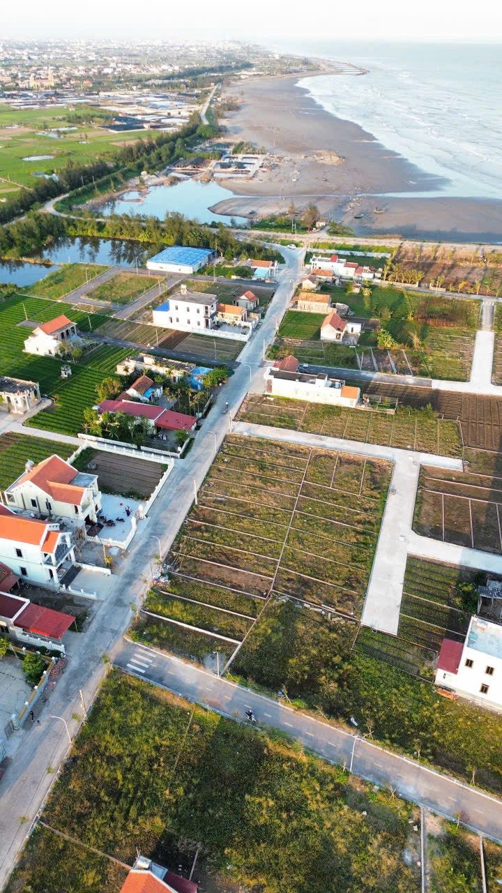 Bánh nhanh lô mặt biển, trước mặt đường biển mở rộng 42m