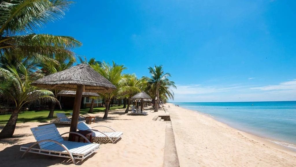 TRUNG TÂM THỊ TRẤN HẢI HẬU, TIỀM NĂNG TĂNG GIÁ 200% CHỈ SAU 1NĂM, PHÙ HỢP XÂY KS, NHÀ HÀNG