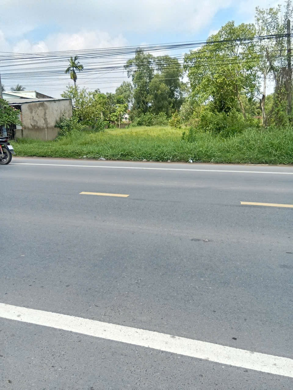 Bán đất 850m² có sẵn 400m² thổ cư ngang 13m giá 12 tỷ tại Xã Hậu Nghĩa