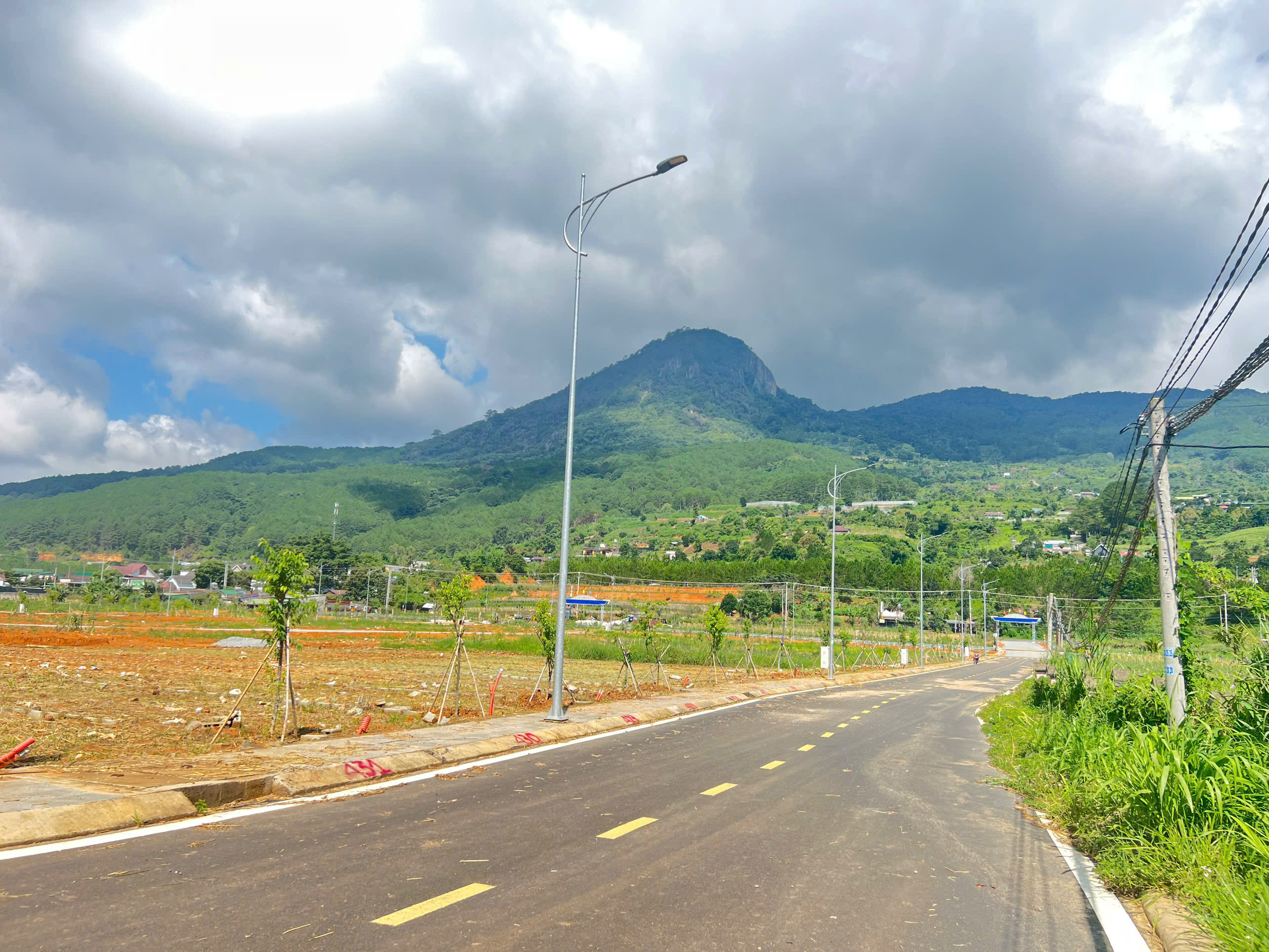 Đất Fo giá tốt đầu tư ngay chân đèo Pren view núi voi cực đẹp chỉ 3,1 tỷ sổ riêng xây dựng