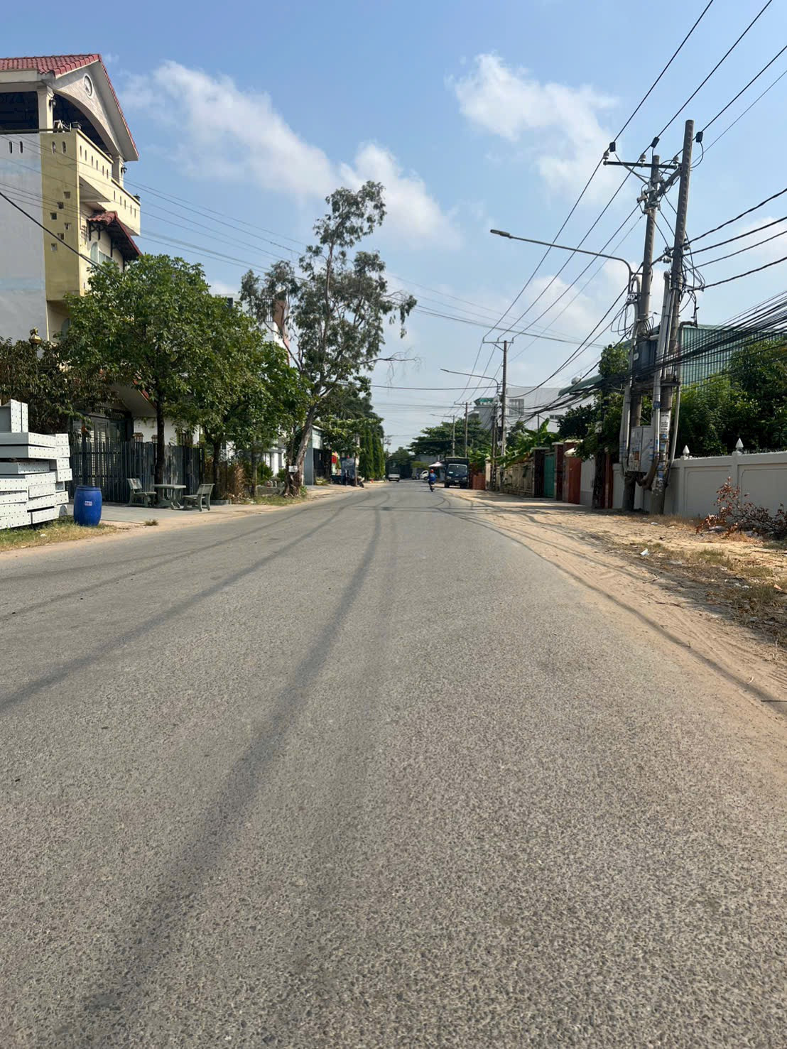 Bán lô đất TĐC phường Hoá An cũ.Đường xe tải, vĩa hè 2 bên 3m.Dt: 126m2