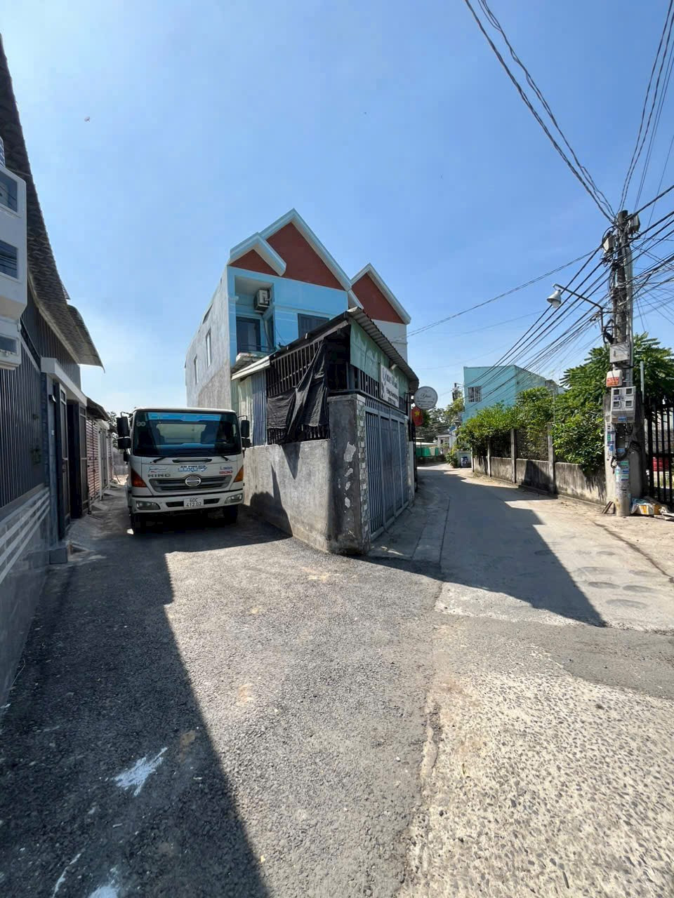 Nhà gần chợ Hóa An 1 lầu 1 trệt 850 triệu đường ô tô thông