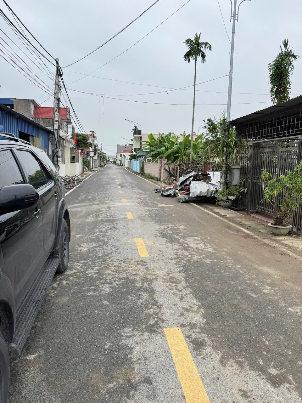 Bán 114 m  lô góc  Hoa Động đường nhựa 7 m kinh doanh buôn bán tốt. L/h:076.231.9990 e Thúy 
Giá 4 tỉ 5xx