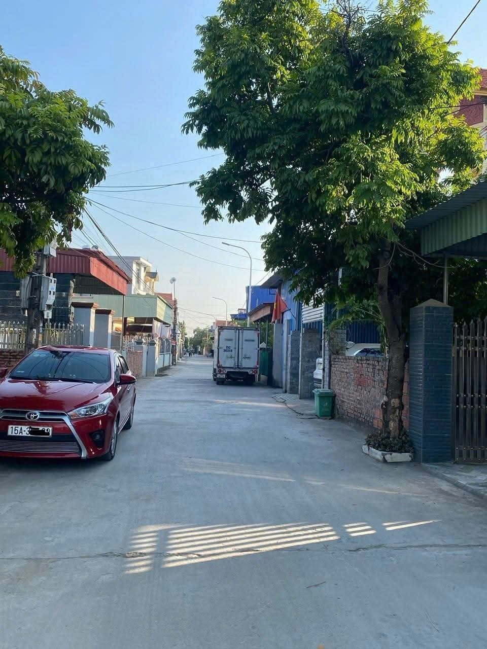 bán lô đất đẹp tại Hoàng Động, 115 m
L/h:076.231.9990 e Thúy 
Thủy Nguyên Hải Phòng 

Giờ chuyển sang phường thiên hương thành phố Hải Phòng 

Diện tích:115m

Ngang 4,10m2 dài 26,56m2

Giá 2ty3xx có thỏa thuận cho anh chị thiên trí 

mặt đường