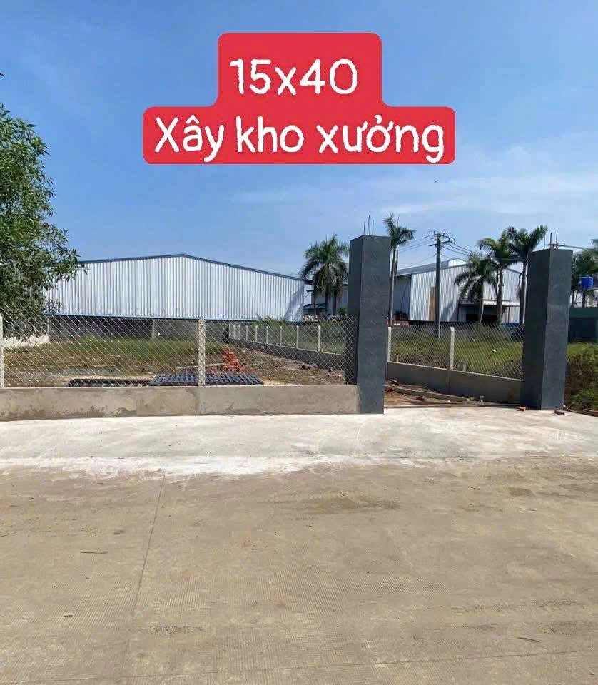 Bán Đất Hoà Khánh 
- DT: 15x40 tổng 580m2 full thổ
Giá 3ty6 
. Tỉnh lô 825 vào 50m . Điên 3 pha, xe tải né nhau thoải mái