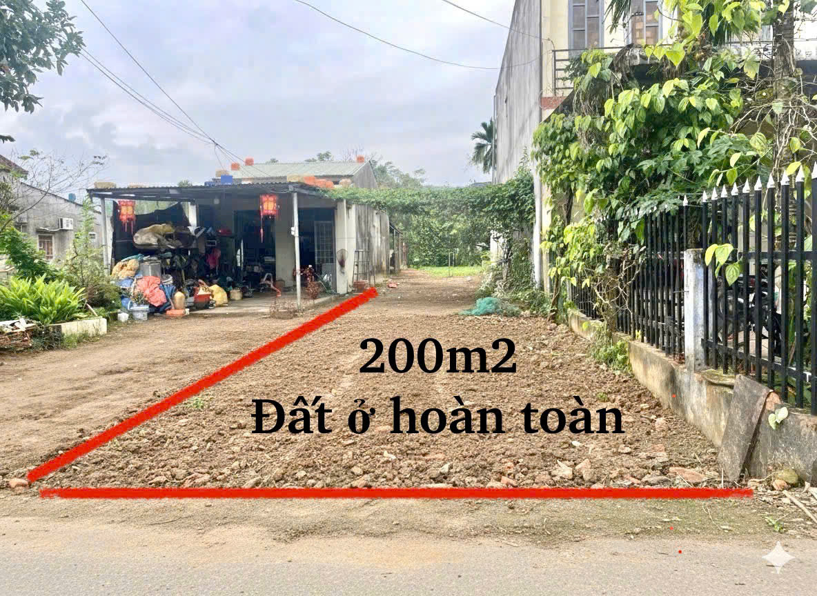 200m2, full thổ cư, đấu lưng ql14b vào chỉ 200m, khu dân ở kín, giá chỉ 1ty1xx