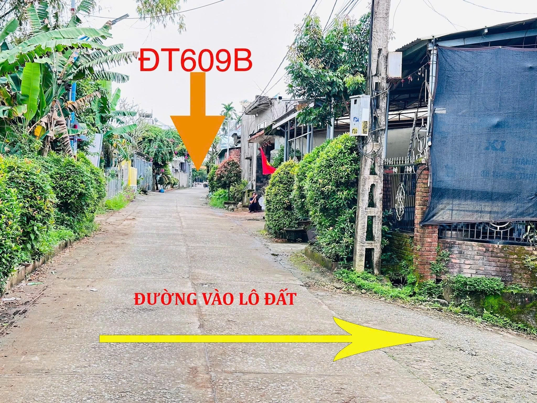 Bán lô đất 180m2 full thổ cư, cách quốc lộ chỉ 100m, giá chỉ 1tỷ 090