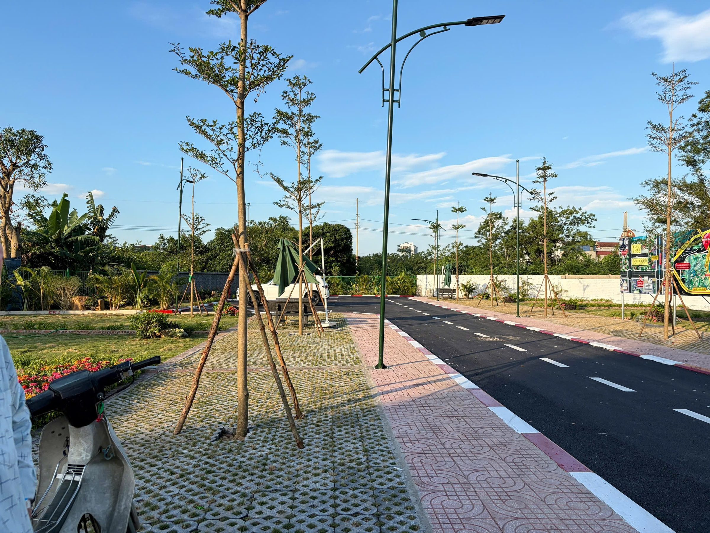 Bán Đất 100m2 có sẵn 100 m2 thổ cư giá 6.51 tỷ tại Thôn 5, Hòa Lạc Xã Hòa Lạc Hà Nội