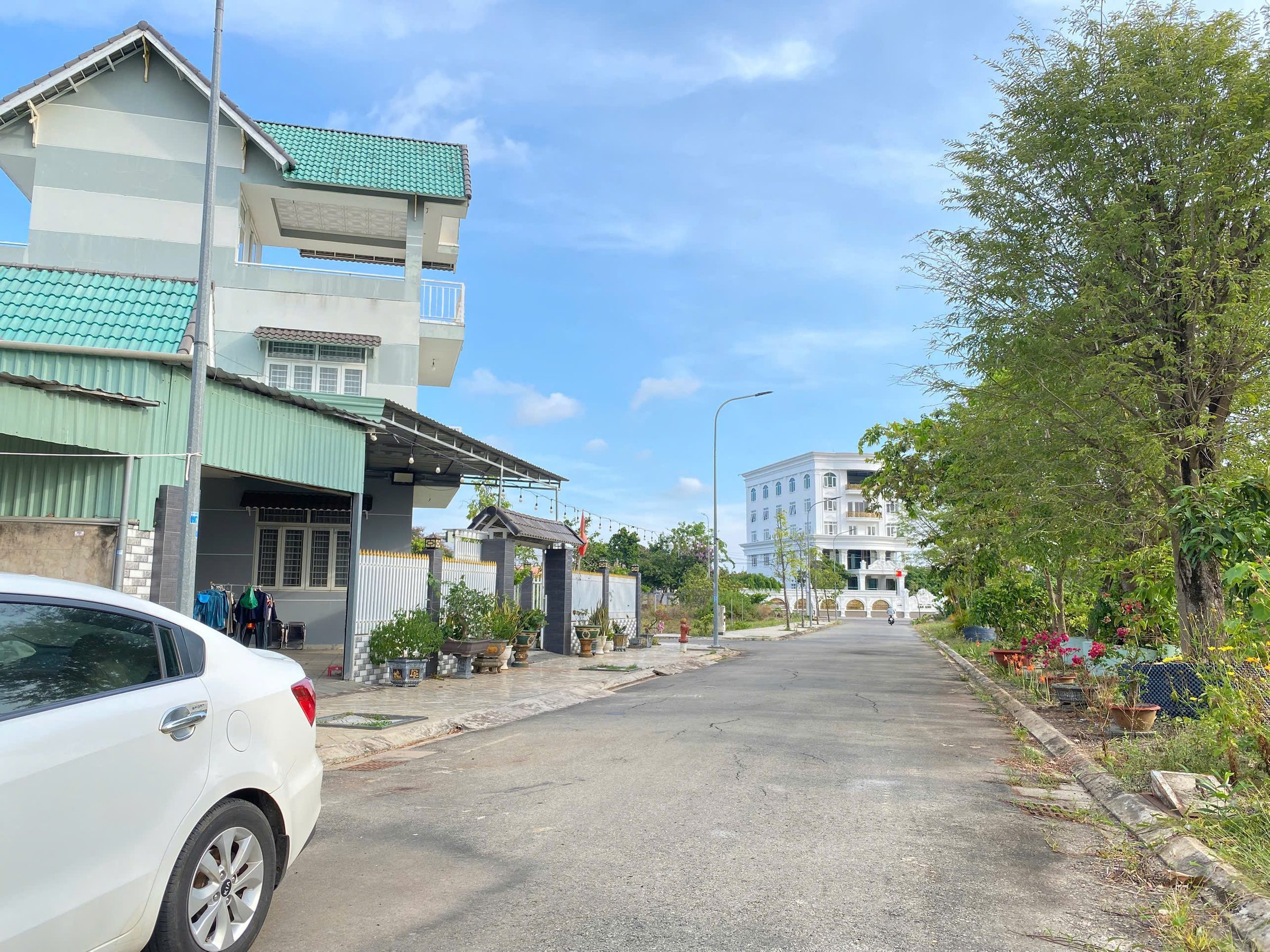 Chủ gửi bán lô đất trung tâm Tp. Bà Rịa, sát BV Y học cổ truyền, MT Võ Văn Kiệt 126m2/2 tỷ 150 sổ sẵn