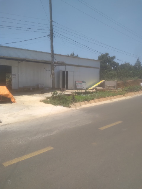 Bán 739m2 mặt đường cách trung tâm xã hòa nam 1km
