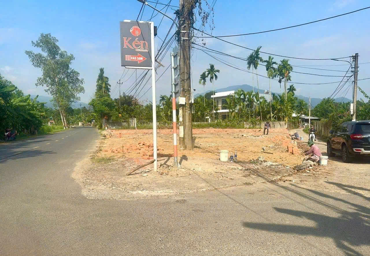 ĐỪNG BỎ LỠ QUỸ ĐẤT ĐẸP ĐƯỜNG NHỰA CHÍNH HÒA VANG