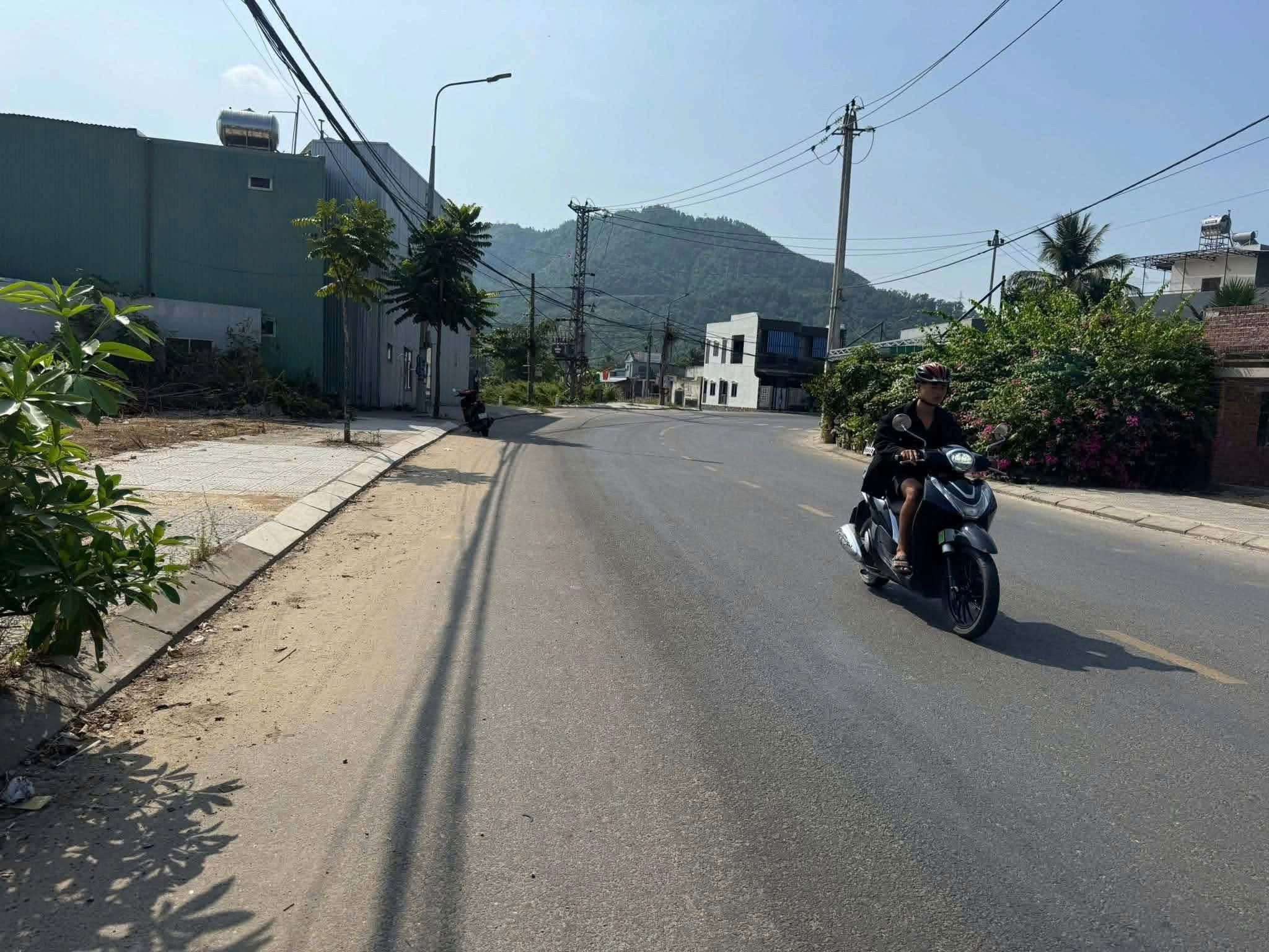 📌📌📌LÀM VIỆC TRỰC TIẾP GIÁ TỐT !!! Bán đất DT601, xã Hòa Sơn