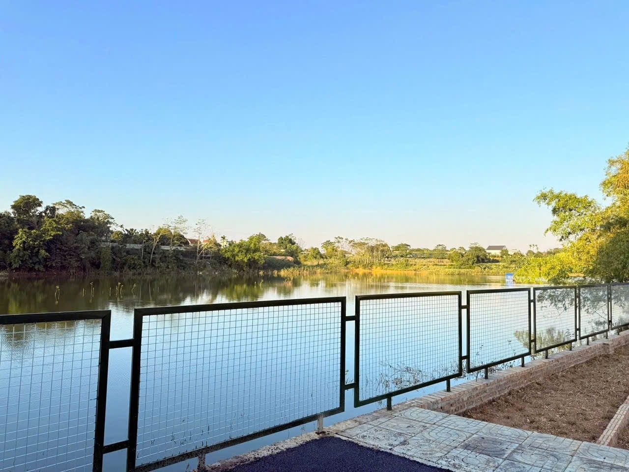 CHỈ 2X TR/M2 - SỞ HỮU ĐẤT VIEW HỒ TRỰC DIỆN TẠI PHÚ CÁT!