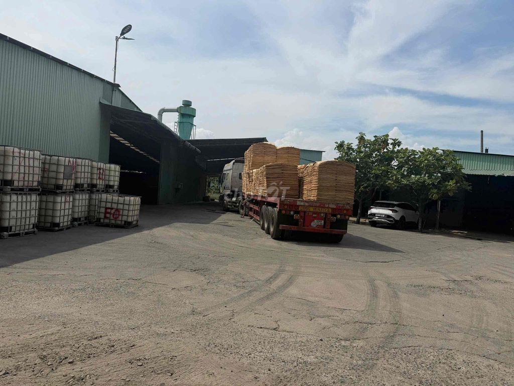 Cho thuê Kho, nhà xưởng 7000m2 giá 200 triệu tại - Chọn - Xã Hội Nghĩa Thị xã Tân Uyên Bình Dương