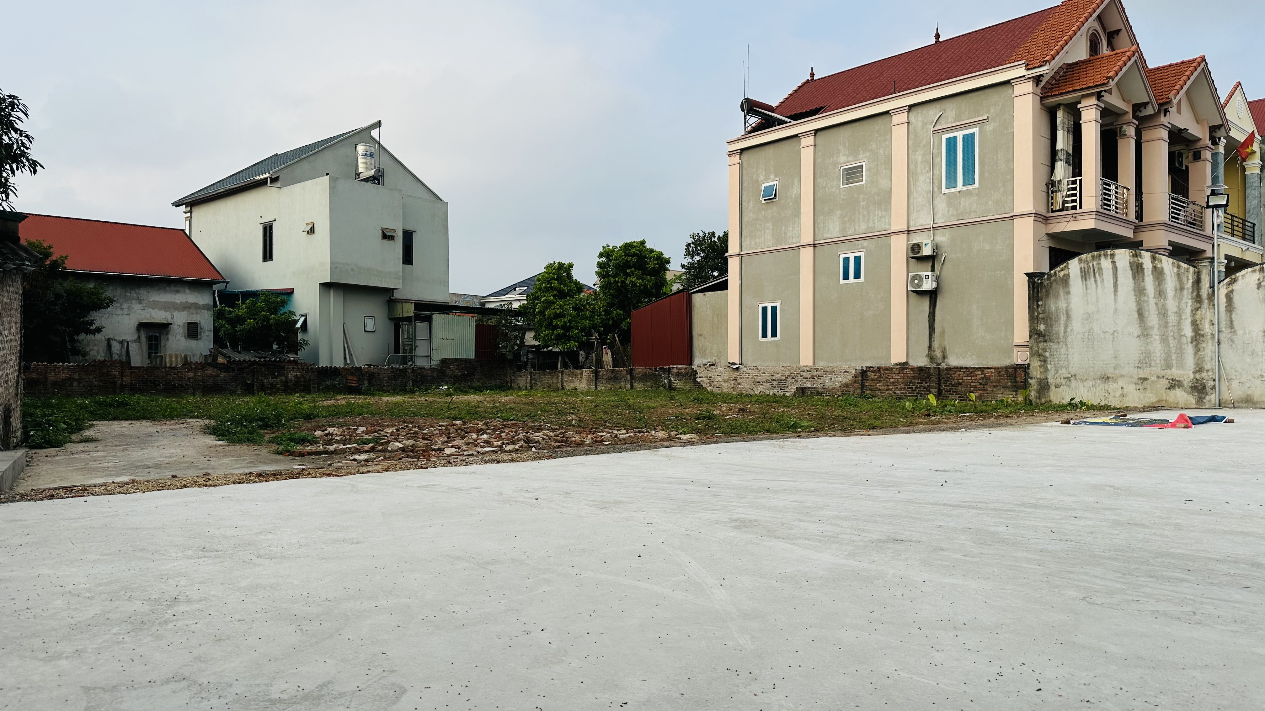 🔥 BÁN ĐẤT CẠNH TRƯỜNG TIỂU HỌC HƯNG ĐẠO – VỊ TRÍ TRUNG TÂM 🔥