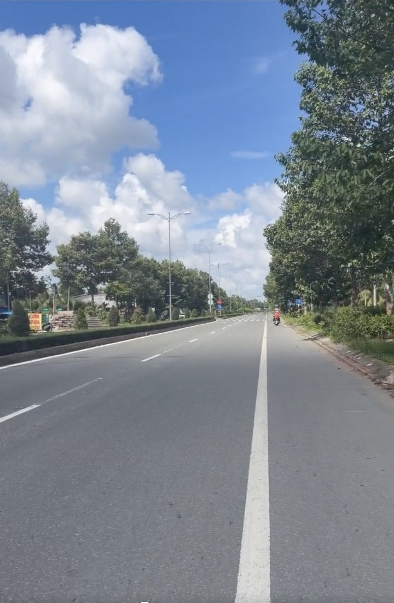 Bán 784m2 đất cây lâu năm cách mặt tiền đường Huỳnh Tấn Phát 200m