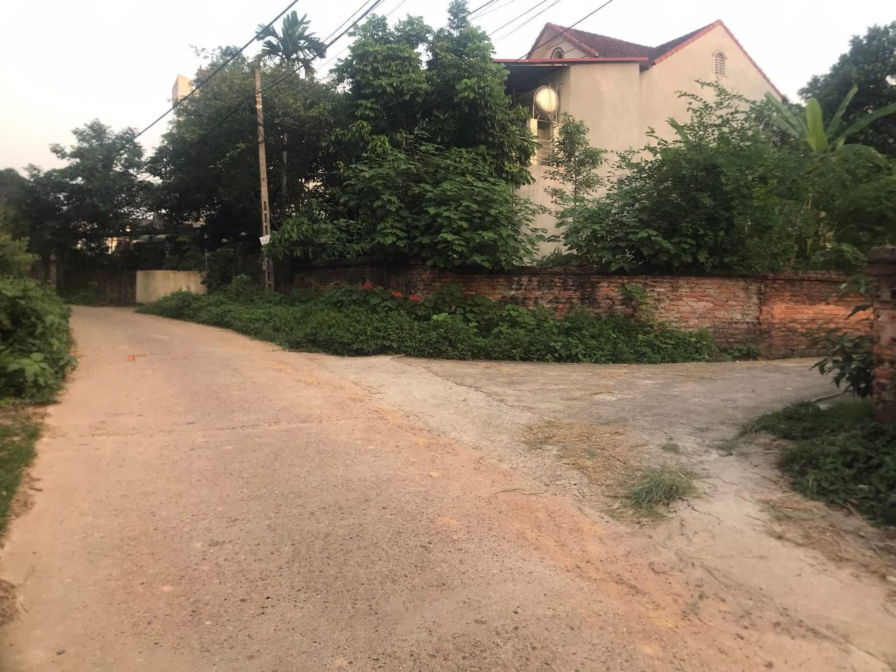 Bán đất 183m² có sẵn 100m² thổ cư ngang 9m giá 1.7 tỷ tại Xã Hy Cương