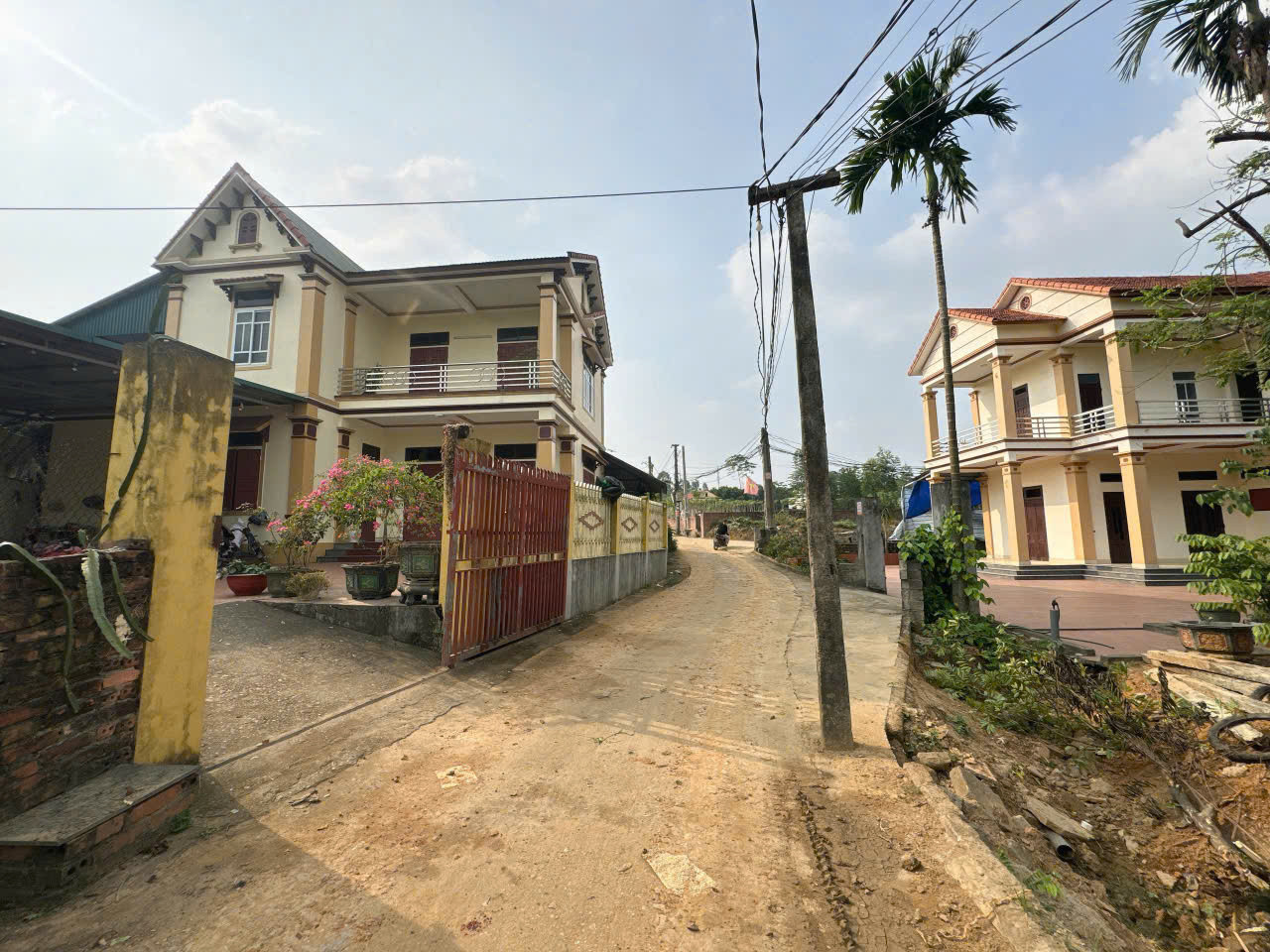 Bán đất 177m² có sẵn 80m² thổ cư ngang 5m giá 1.35 tỷ tại Xã Hy Cương