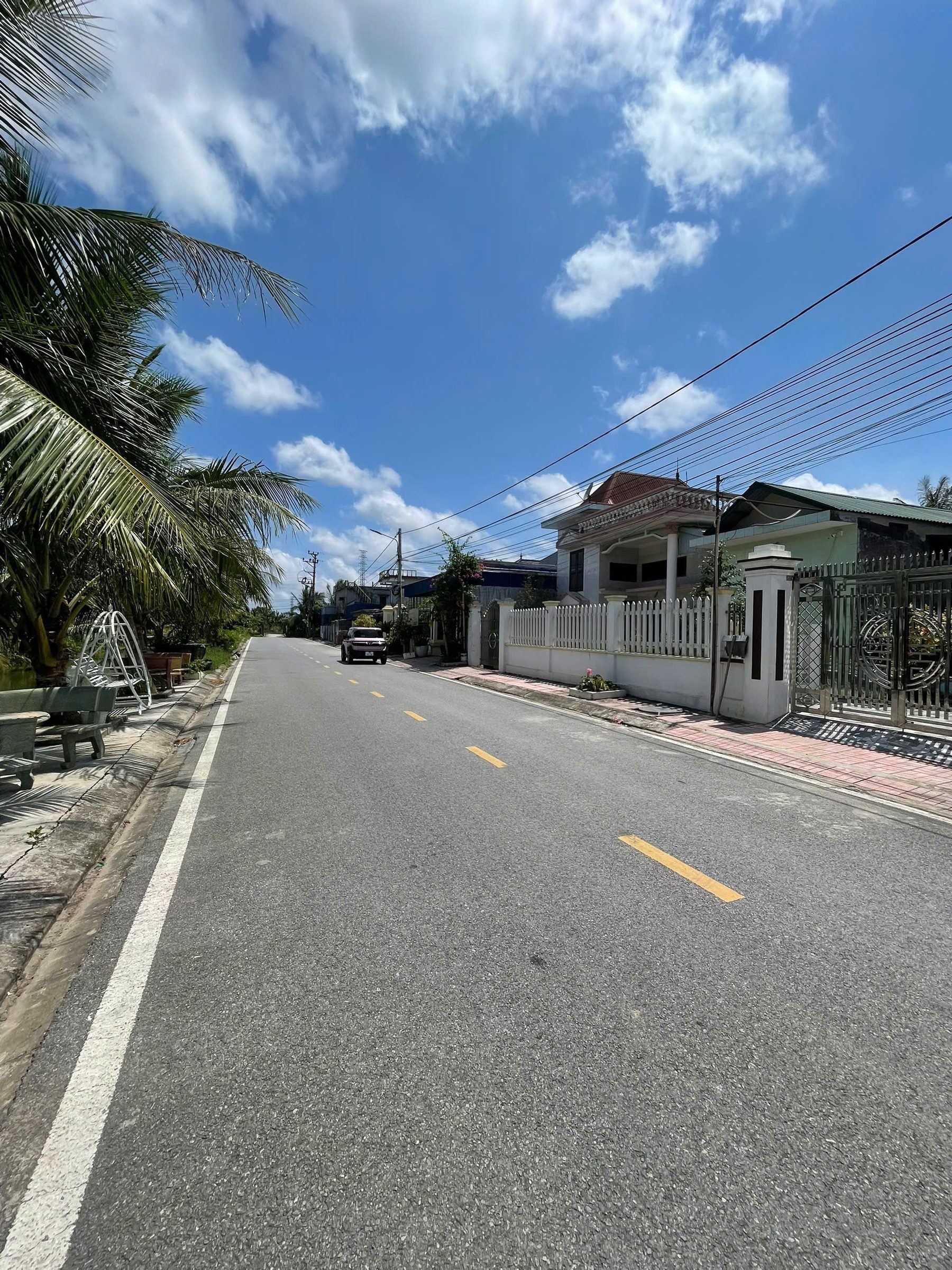 [Vị trí VIP] Bán lô đất 200m2 ngang 8m mặt đường Phong Quang, Kiến Minh (Đại Đồng cũ)