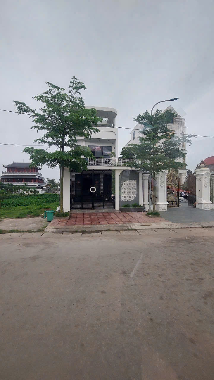 Bán nhà 3 tầng 150m² full thổ cư ngang 6m giá 6.6 tỷ tại Xã Kiến Thụy (mặt đường 15m Thanh Sơn cũ)