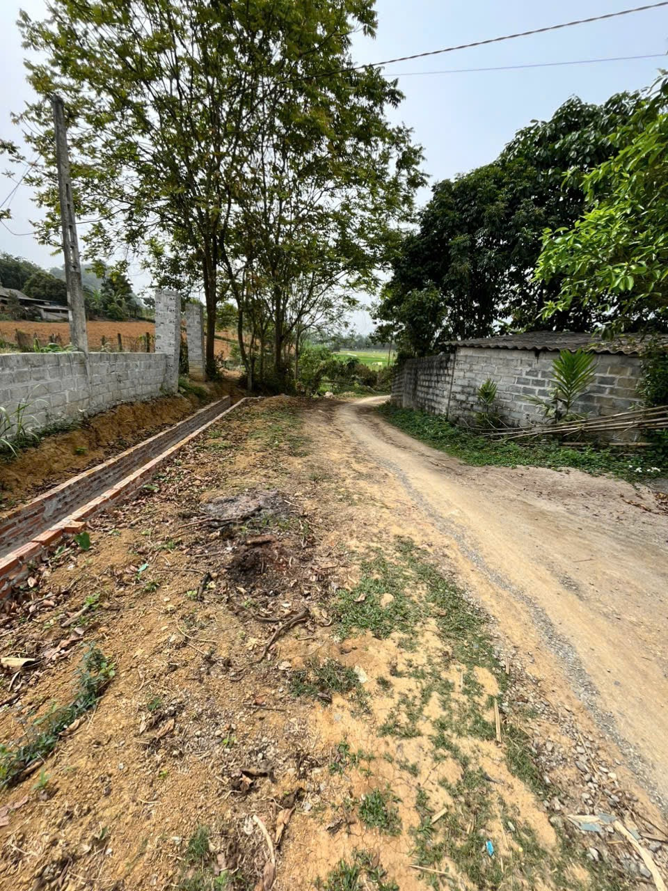 BÁN ĐẤT NGHỈ DƯỠNG KIM BÔI (1.400M2) - KẾ BÊN V-RESORT, ĐÓN SÓNG SUN GROUP