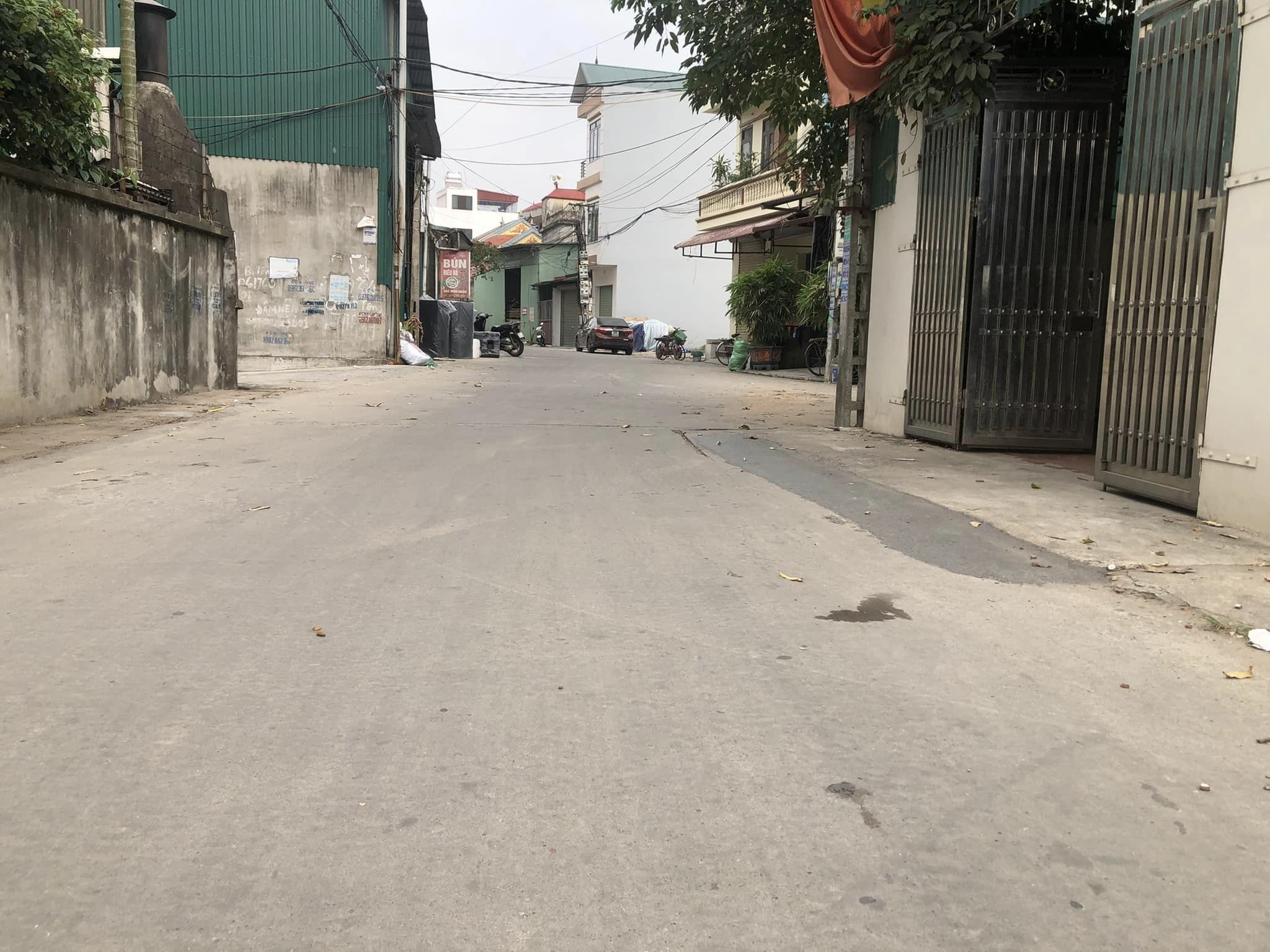 Bán đất 55m² full thổ cư ngang 4m giá 2.8 tỷ tại Xã Lạc Đạo