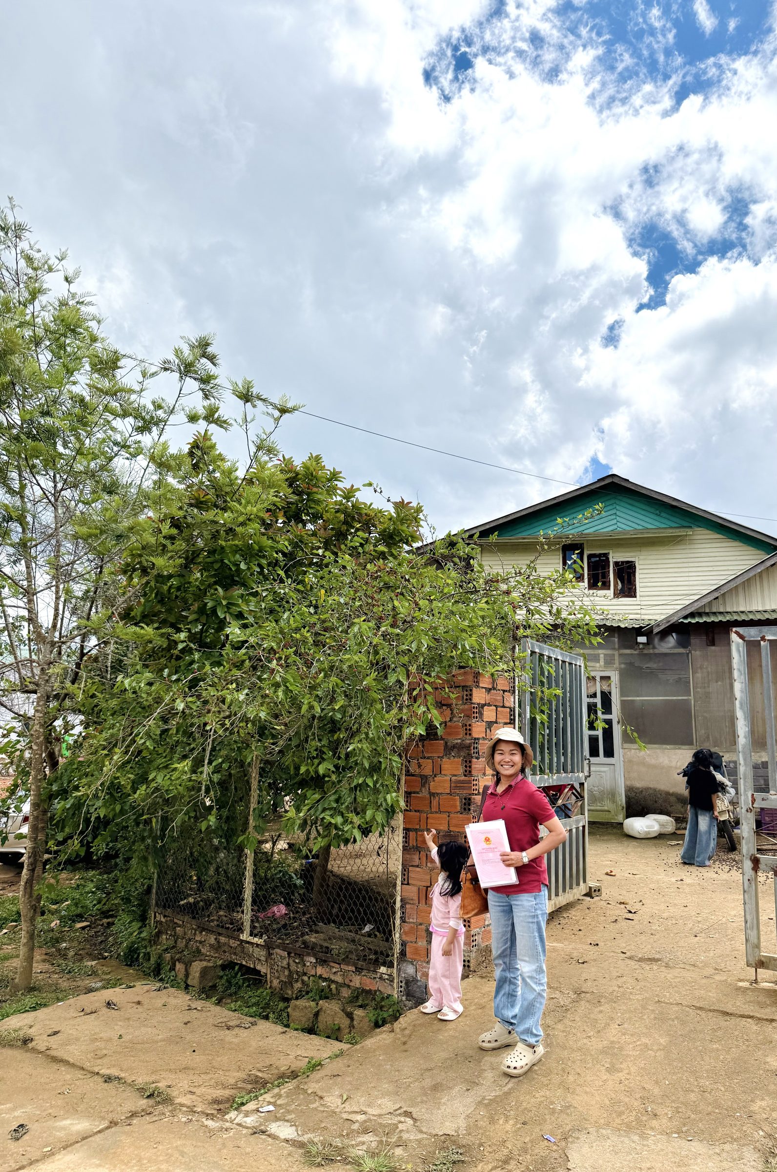 Bán nhà 371m² full thổ cư ngang 25m giá 2.7 tỷ tại Xã Lạc Dương
