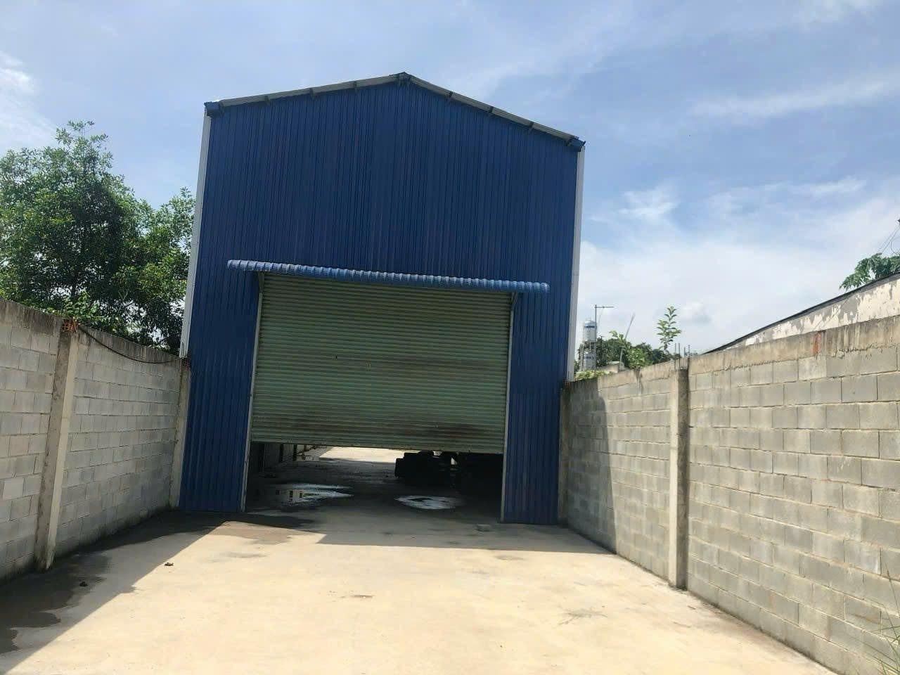 Xưởng 429m2 (7x60) MT Kênh A, Lê Minh Xuân, Bình Chánh, giá 9,2 tỷ TLCC