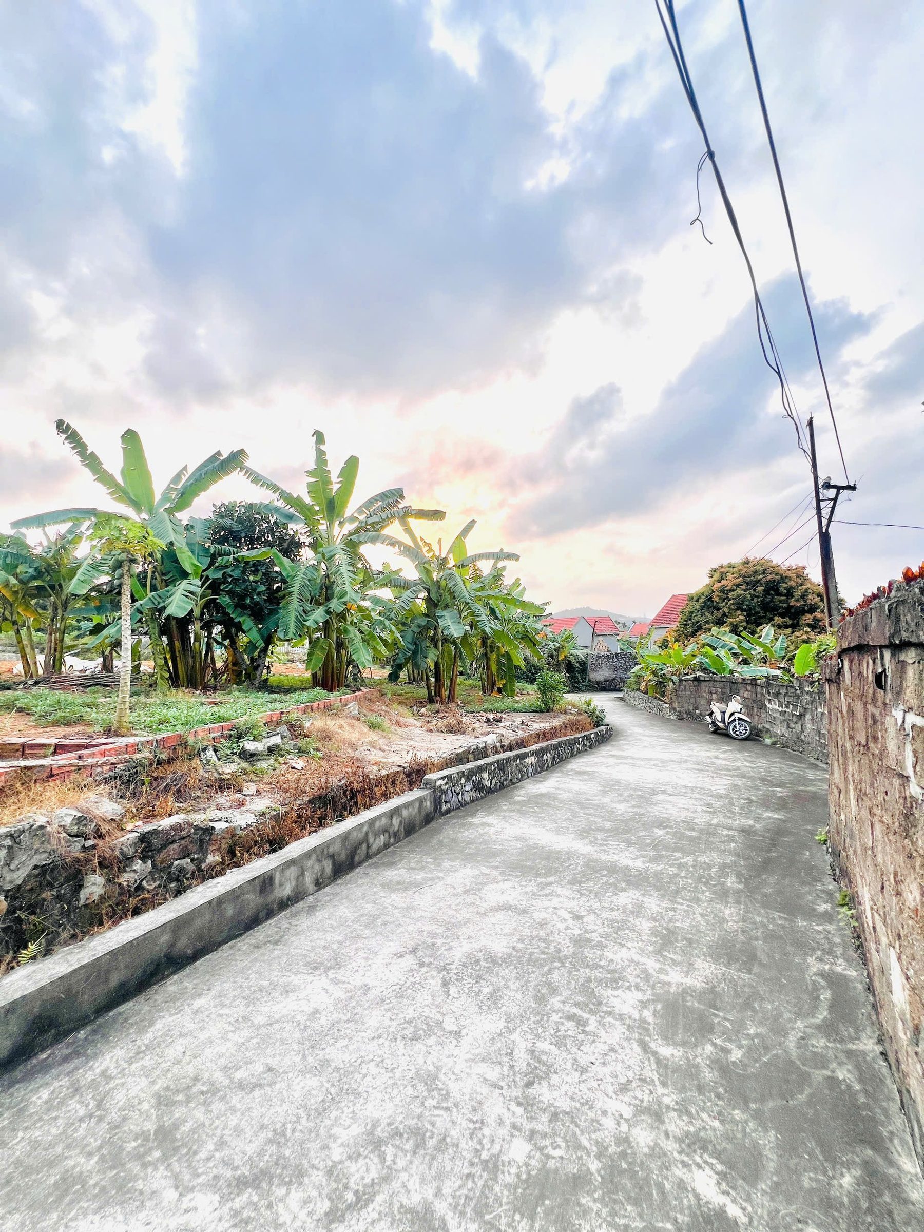 07.2026. Bán 85m2 liên Khê gía 580 triệu. liên hệ 0362558882
