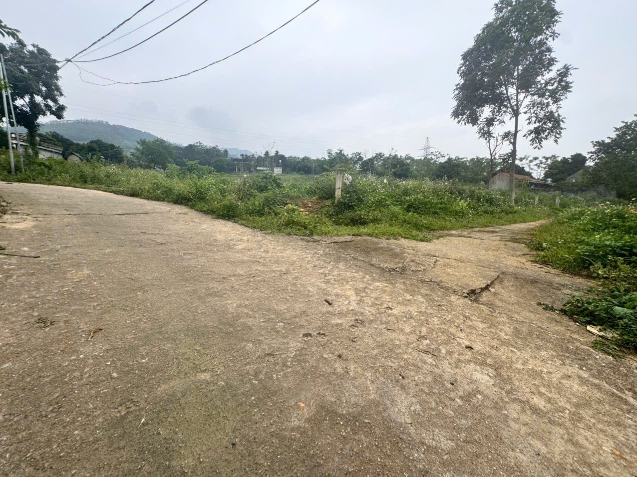 7.416m có thổ cư 400m - cánh đồng thoáng rộng - xã Liên sơn, Lương sơn