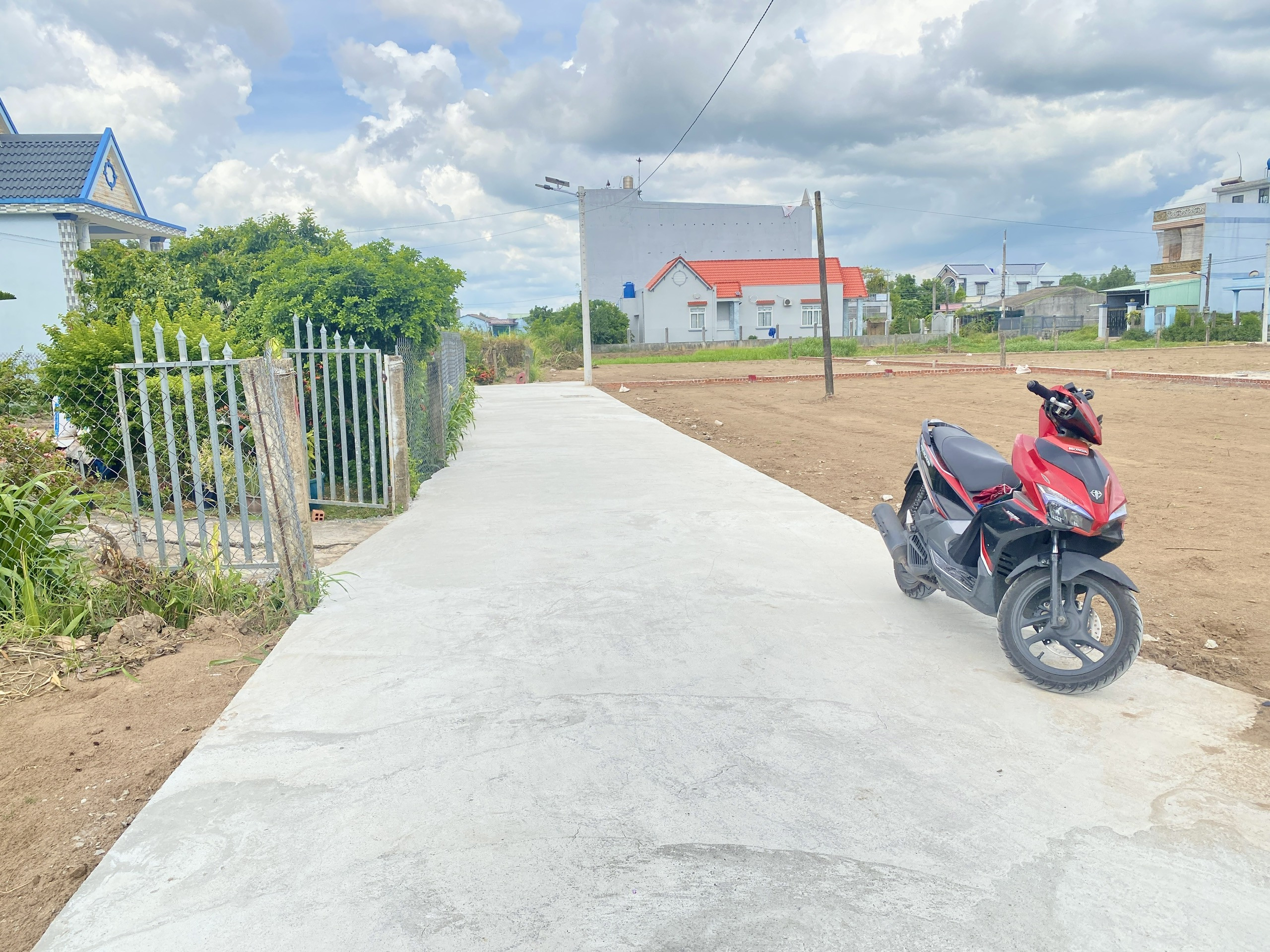 296m2 đất Thổ gần đường 833B, xã Long Cang, Tây Ninh, Giá 930 triệu