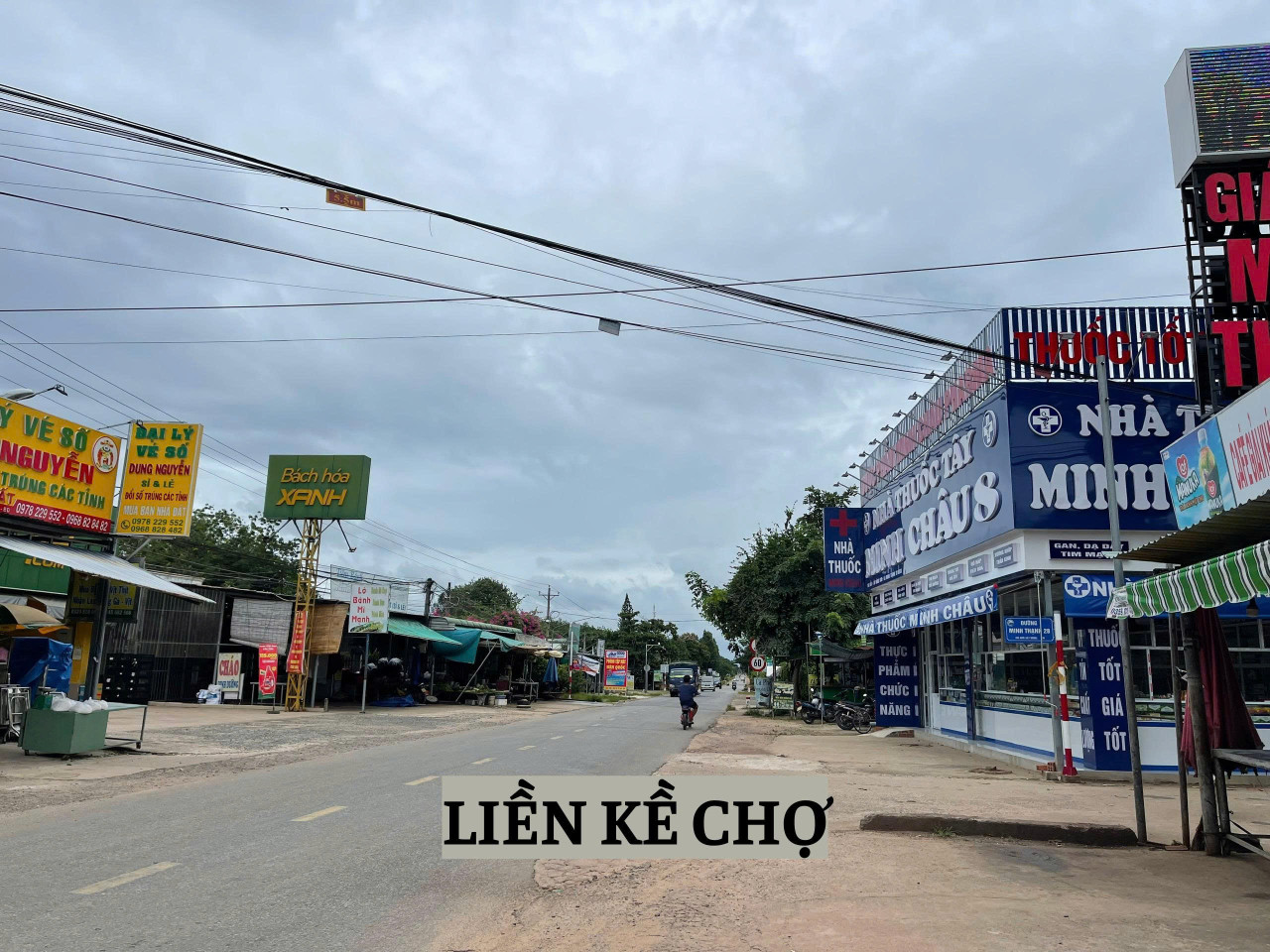 Đất liền kề chợ trường UBND Minh Thạnh Bình Dương (cũ)