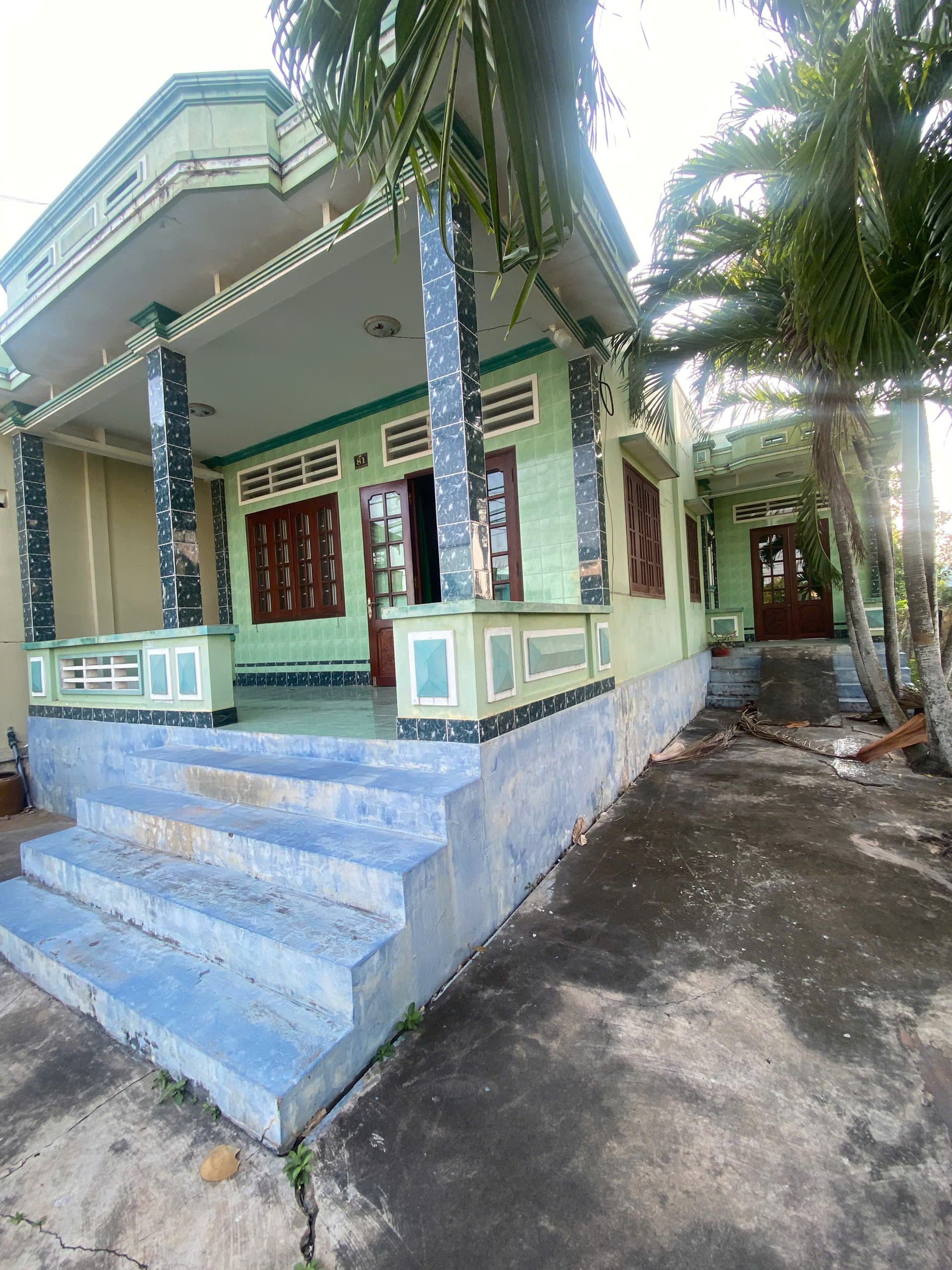 Bán nhà 220m² full thổ cư ngang 14.5m giá 3.6 tỷ tại Xã Long Hựu