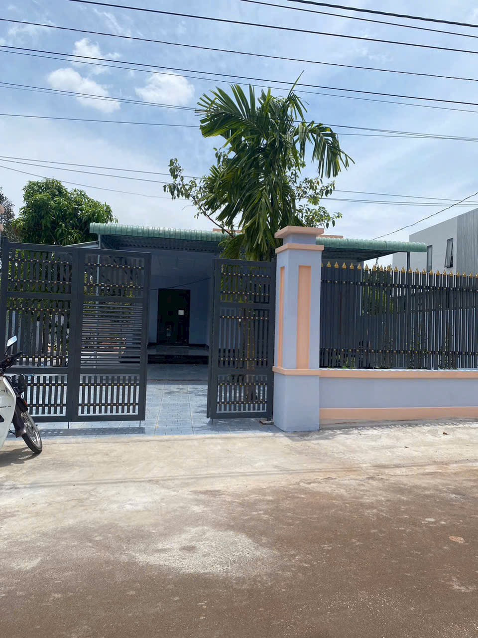 NHÀ VƯỜN LONG PHƯỚC , DIỆN TÍCH TẬN 500M²