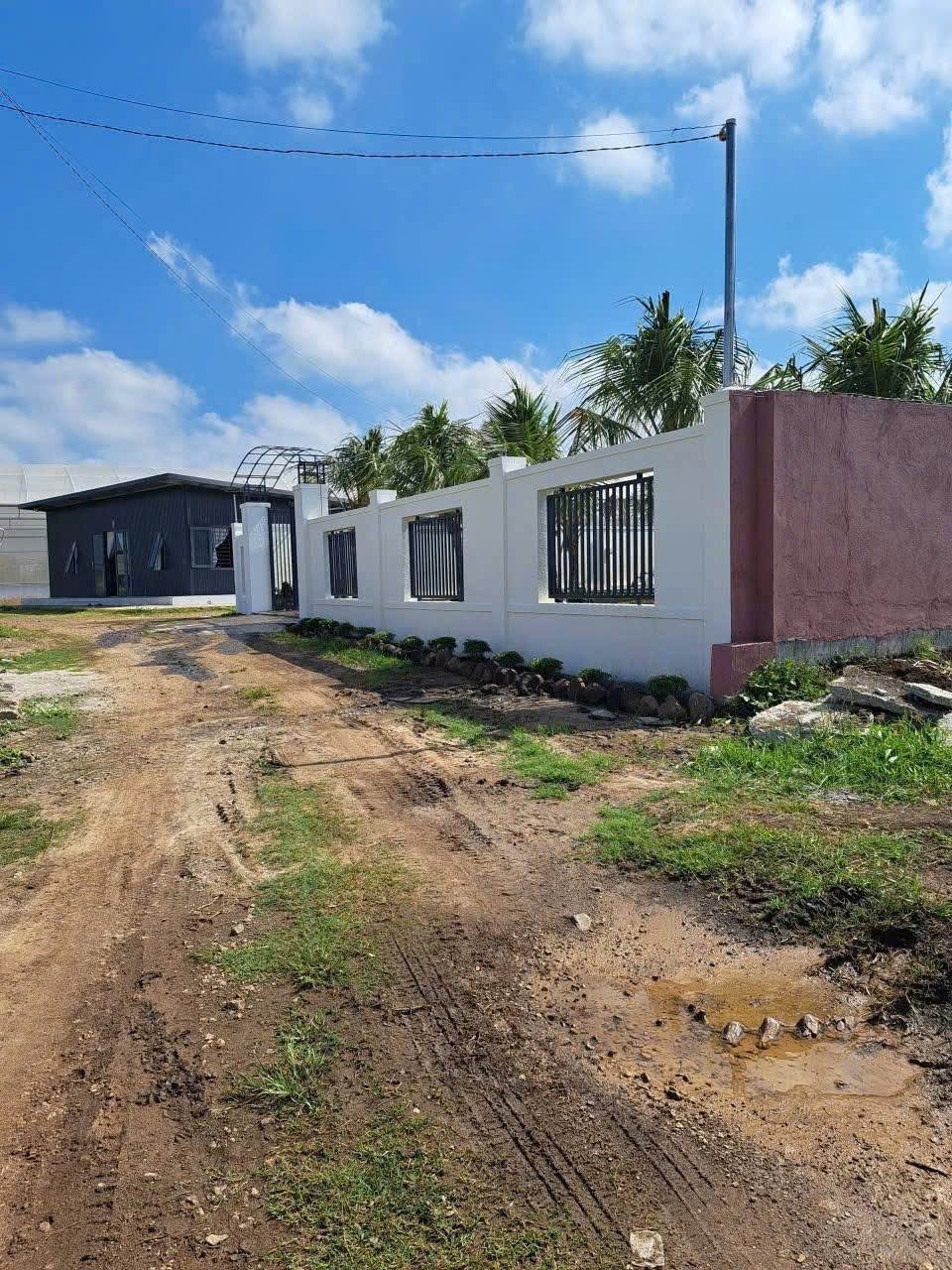 Khu nghỉ dưỡng tại Long Tân