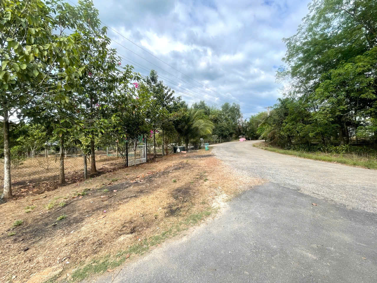 0931.783.209. Bán đất 159.3m² ngang 5m giá 390 triệu Xã Minh Đức