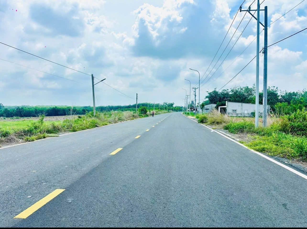 Bán Đất 1835m2 có sẵn 257 m2 thổ cư giá 2.9 tỷ tại Xã Minh Hưng Thị xã Chơn Thành Bình Phước