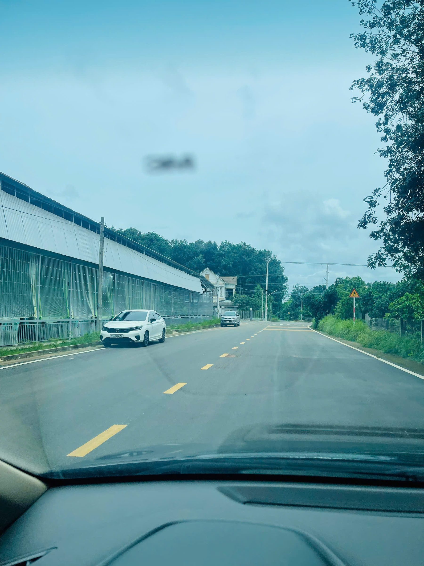 Chủ về quê ra nhanh lô 1900m2. Đường nhựa siêu lớn 18m. Liền kề chợ Minh Lập - Chơn Thành - BP
