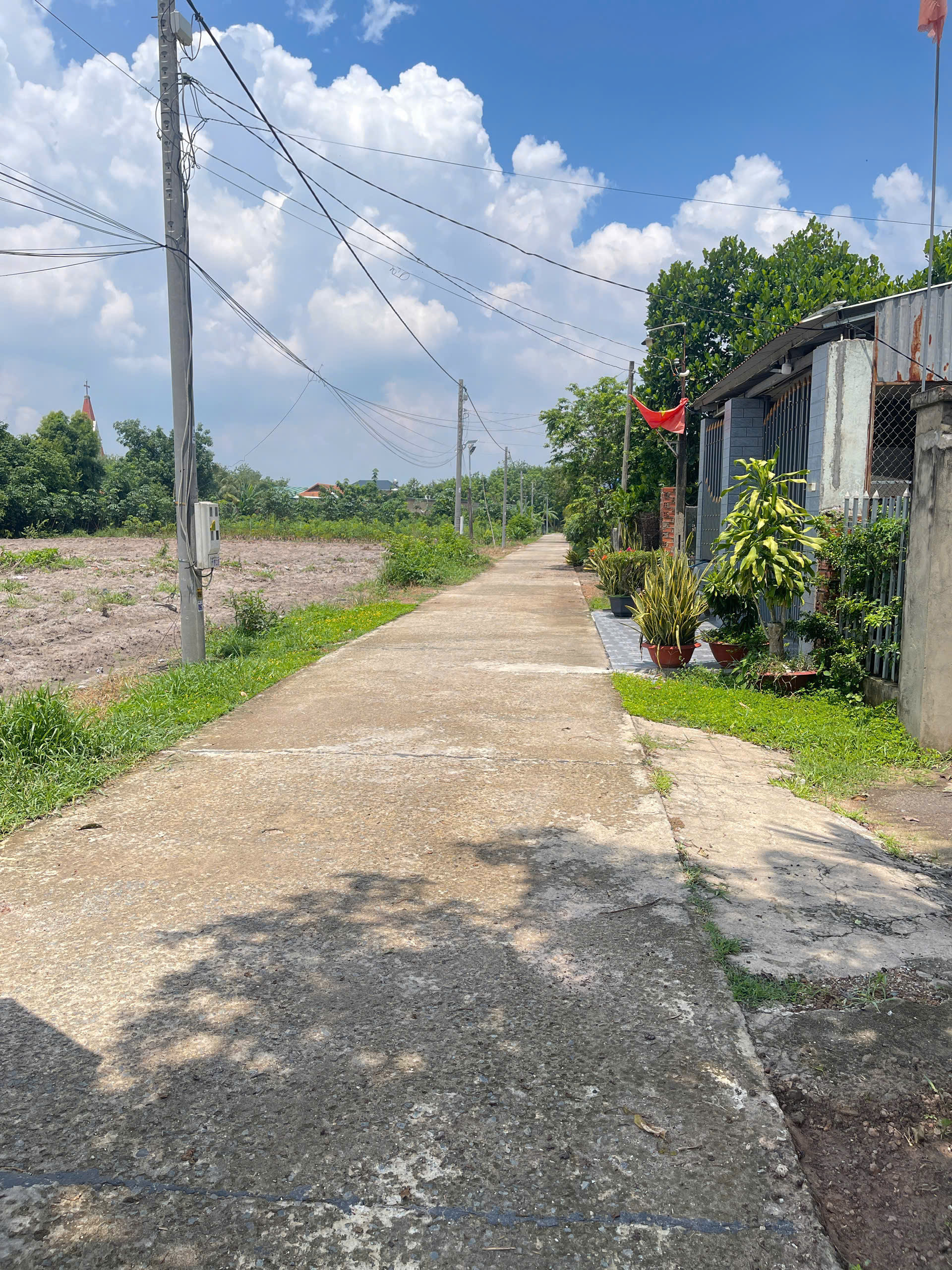 Bán đất 160m² có sẵn 55m² thổ cư ngang 5m giá 610 triệu tại Xã Minh Long Thị xã Chơn Thành