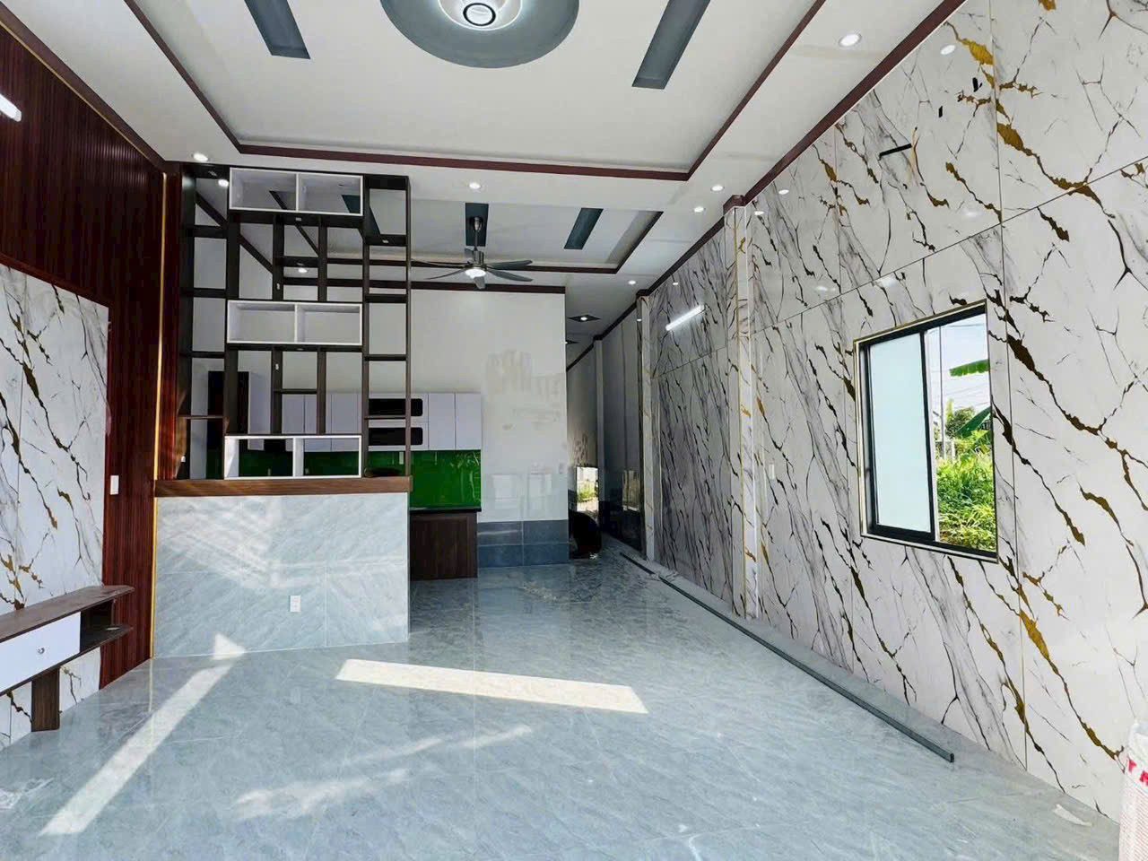 CẦN TIỀN BÁN GẤP NHÀ CẤP 4 MÁI THÁI NGAY CẠNH KCN DÂN ĐÔNG NGAY CHỢ GIÁ 920TR