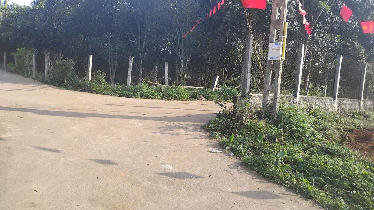 Lô góc 2 mặt tiền cực thoáng tại Cốc Đồng Tâm, Minh Quang, Ba Vì, Hà Nội. Nay thuộc xã Ba Vì mới